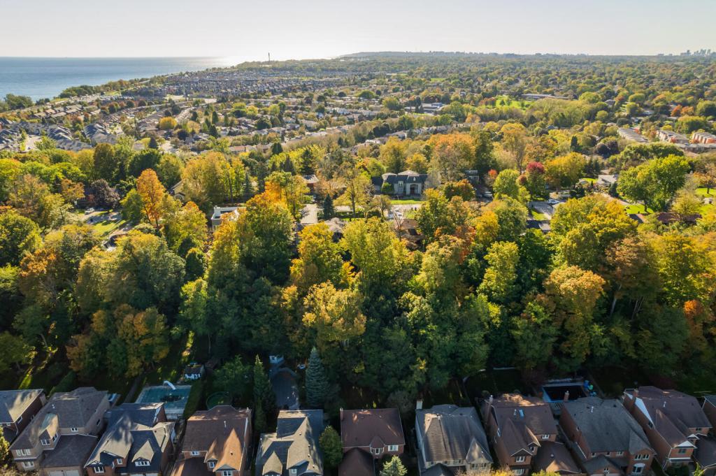 Sewers and sidewalks potentially coming to Ridgewood&nbsp;Road